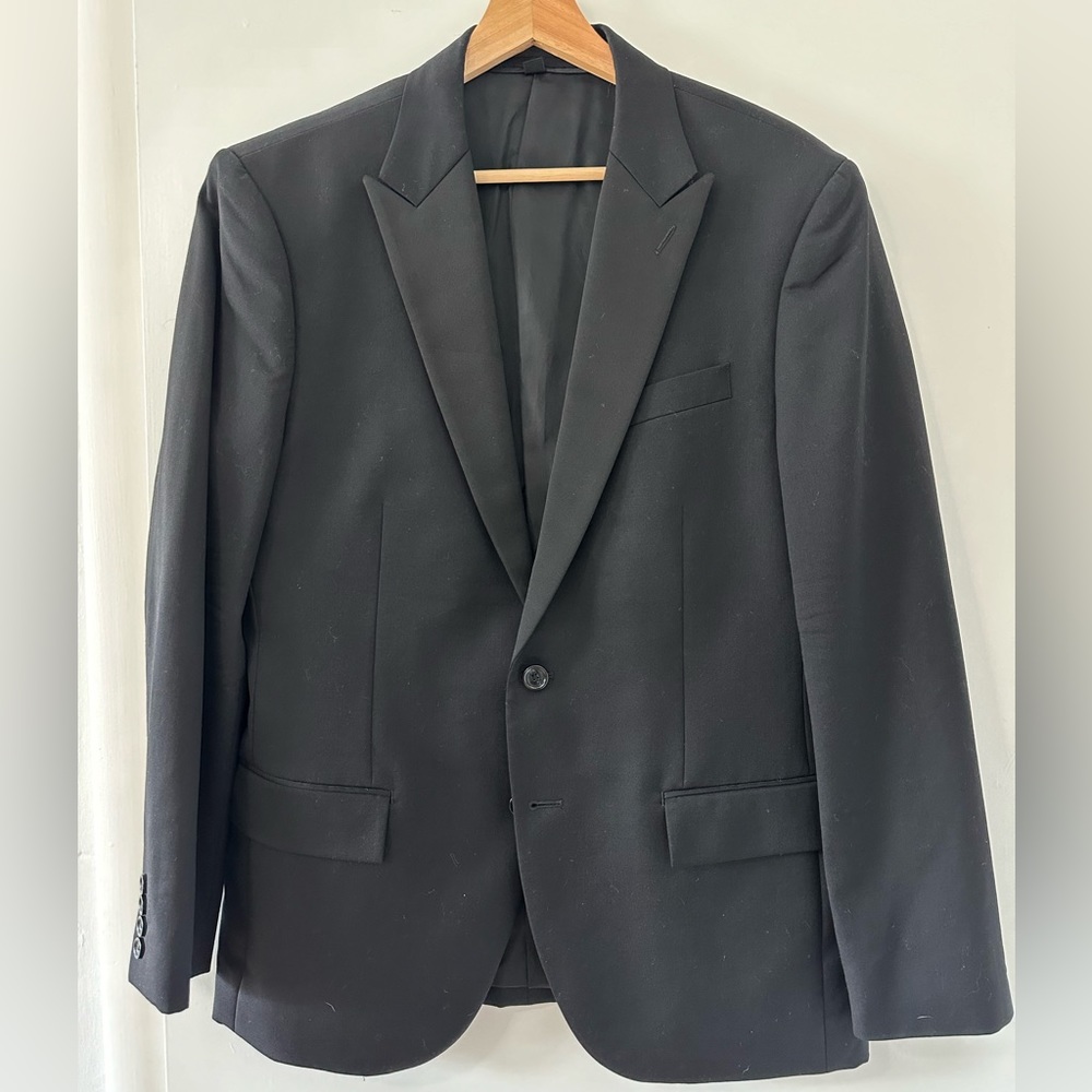 J. Crew Ludlow Black tuxedo jacket in wool 40S